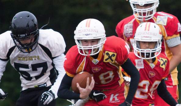 Invaders Nachwuchs zum Auftakt stark