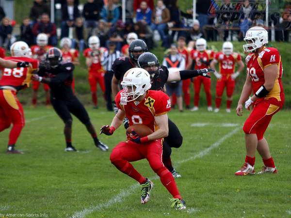 Invaders bezwingen die Wölfe