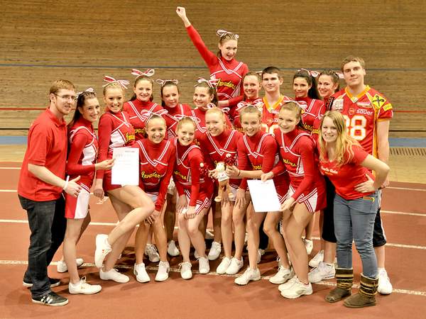 Spitzenleistung der Cheer'in Vaders bei der ÖCM
