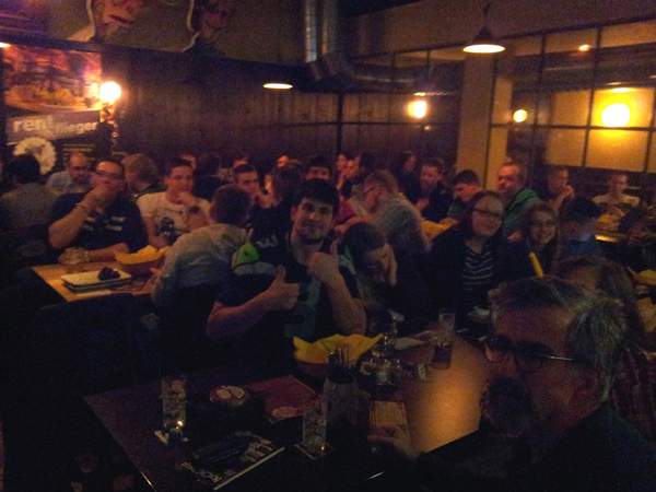 Party klasse - Spiel mittelmäßig