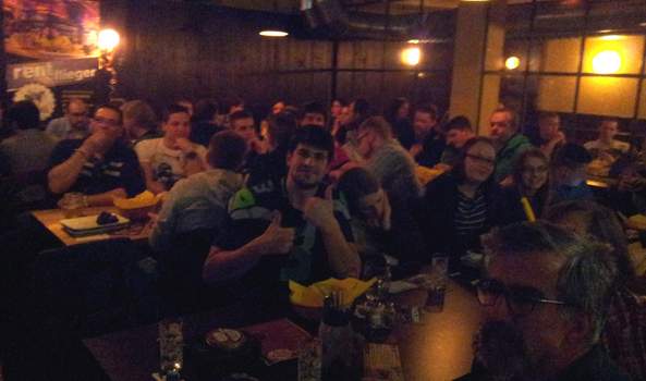 Party klasse - Spiel mittelmäßig