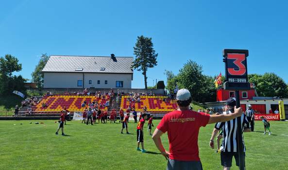 So lief das erste Flag Football Turnier am Invaders Field 