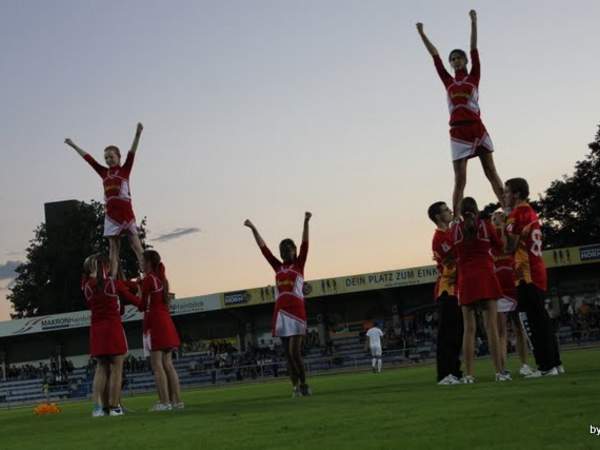 Cheer'in Vaders beim Fußball