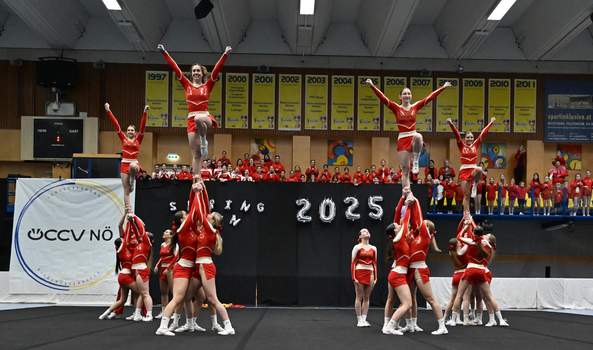 Medaillenregen für Generali Invaders Cheerleader