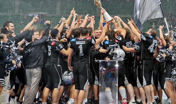 Swarco Raiders krönen sich doppelt