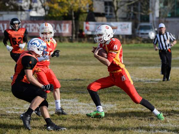 Invaders Nachwuchs glänzt in Gold