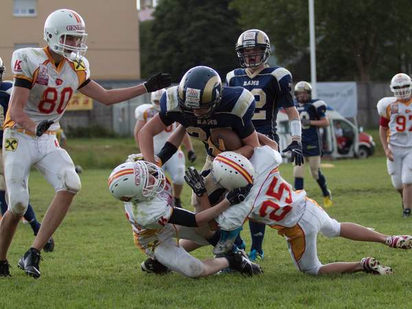 Jugend verliert mit Rumpf Team gegen Rams
