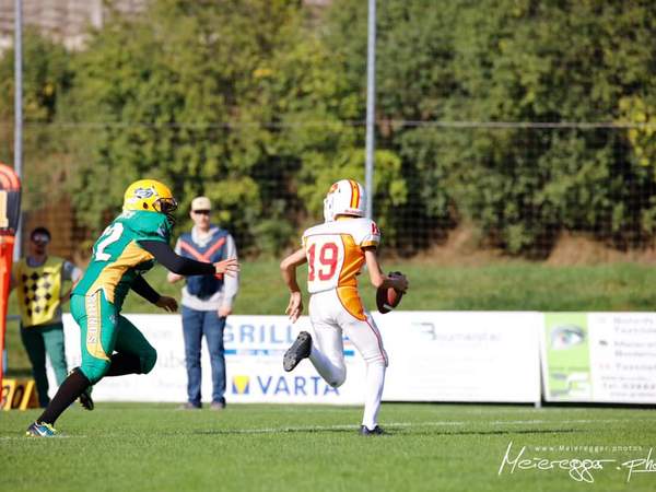U15 erzielt auswärts ersten Saison Touchdown