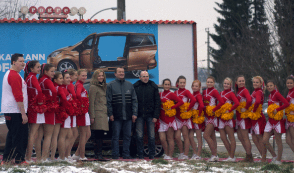 Cheer'in Vaders supporten Ford-Gewinnspiel
