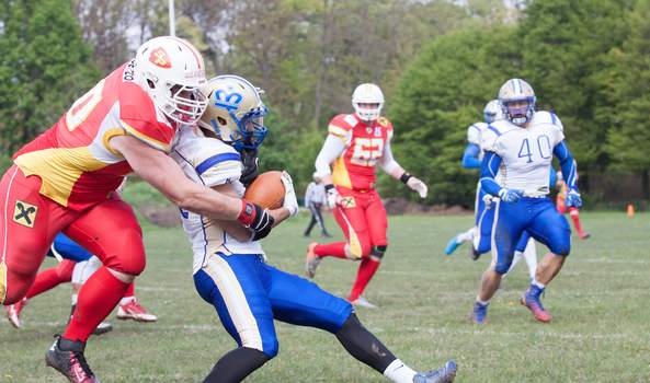 Monarchen auch auswärts zu stark